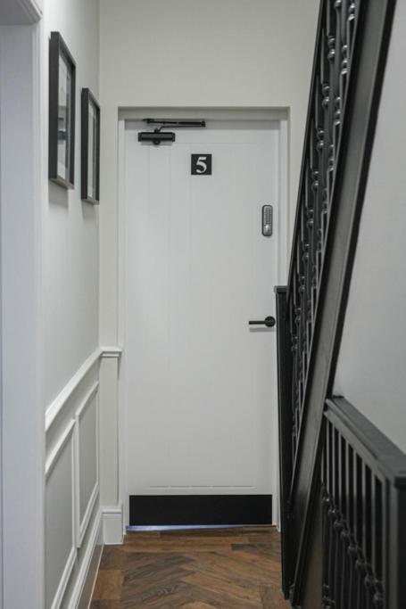 The Boot Rooms Anfield Liverpool Esterno foto